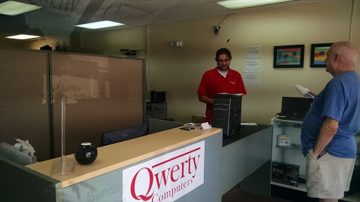 Computer Repair Service «Qwerty Computer Repair», reviews and photos, 5885 53rd Ave E, Bradenton, FL 34203, USA