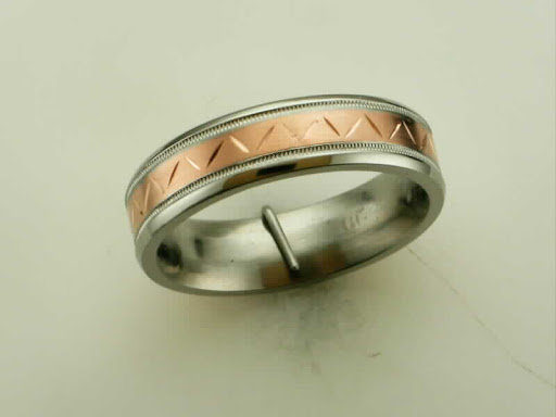 Jewelry Store «Finch Jewelers», reviews and photos, 1841 Columbia Ave, Lancaster, PA 17603, USA