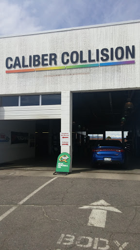 Auto Body Shop «Caliber Collision», reviews and photos, 9400 E Arapahoe Rd, Greenwood Village, CO 80112, USA