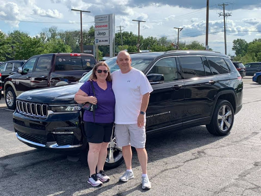 Used Car Dealer «Apple CDJR of Hanover», reviews and photos, 200 Eisenhower Dr, Hanover, PA 17331, USA