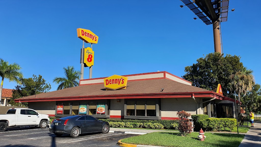 Denny's 33404