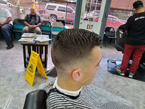 Barber Shop «Los Bambinos Barbershop», reviews and photos, 428 New Britain Ave, Hartford, CT 06106, USA