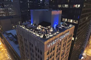 Aire Rooftop Bar Chicago image