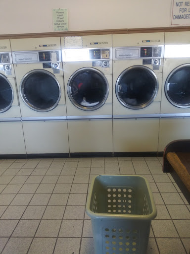 C & N's Laundromat