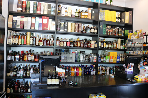 Liquor Store «Seaport Wine & Spirits», reviews and photos, 407 D St, Boston, MA 02210, USA