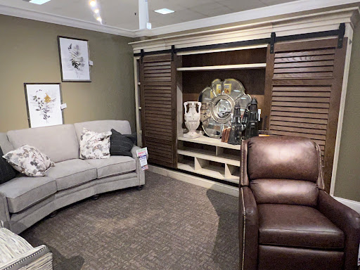 Furniture Store «Furniture Fair», reviews and photos, 8760 Colerain Ave, Groesbeck, OH 45251, USA