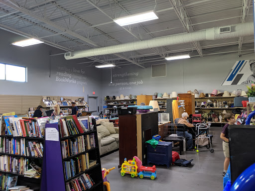 Thrift Store «Goodwill», reviews and photos, 12170 Lake Underhill Rd, Orlando, FL 32825, USA
