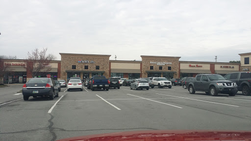 Bridal Shop «White Lace & Promises», reviews and photos, 8025 Kingston Pike #4, Knoxville, TN 37919, USA