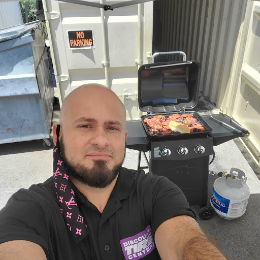 Sporting Goods Store «Big 5», reviews and photos, 3719 E Colorado Blvd, Pasadena, CA 91107, USA