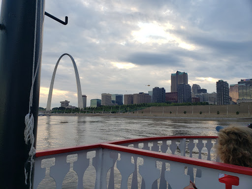 Memorial Park «Malcolm W. Martin Memorial Park», reviews and photos, 185 W Trendley Ave, East St Louis, IL 62201, USA