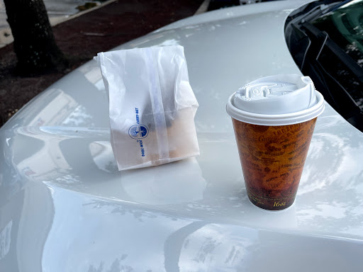 Donut Shop «Dandee Donuts Factory», reviews and photos, 102 N 28th Ave, Hollywood, FL 33020, USA