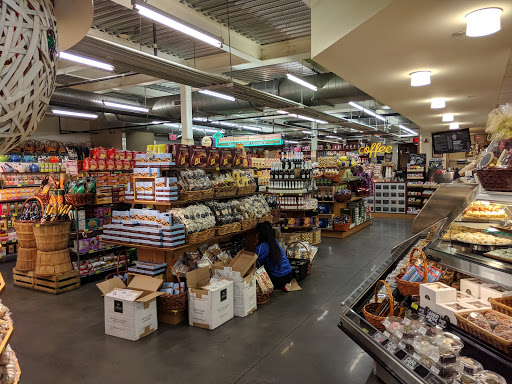 Grocery Store «Phoenicia Specialty Foods», reviews and photos, 1001 Austin St, Houston, TX 77010, USA