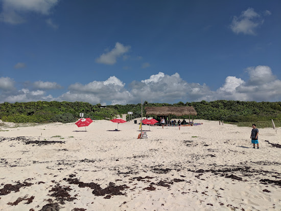 Ixpalbarco Beach