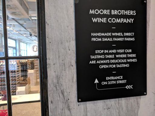 Wine Store «Moore Brothers Wine Company New York», reviews and photos, 51 35th St, Brooklyn, NY 11232, USA