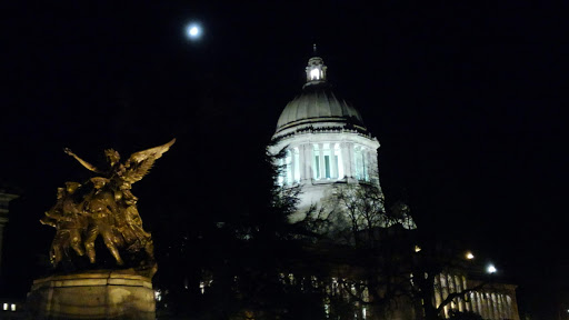 Monument «Winged Victory Monument», reviews and photos, 302 Sid Snyder Ave SW, Olympia, WA 98501, USA