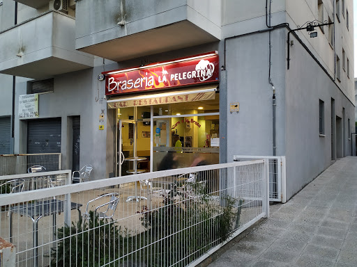 Información y opiniones sobre Restaurant la Pelegrina de Villafranca Del Panadés
