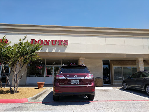 Donut Shop «Lake Highland Donuts», reviews and photos, 9661 Audelia Rd, Dallas, TX 75238, USA