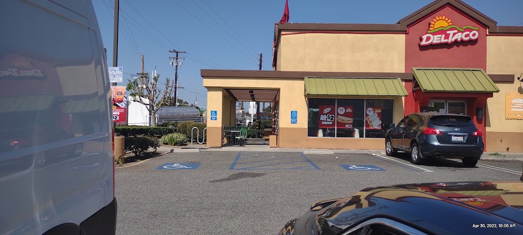 Del Taco 92705