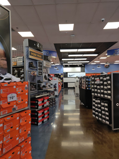 Shoe Store «Shoe Carnival», reviews and photos, 1771 WP Ball Blvd, Sanford, FL 32771, USA