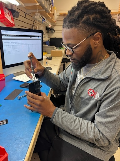 Mobile Phone Repair Shop «CPR Cell Phone Repair Flower Mound», reviews and photos, 6101 Long Prairie Rd #704, Flower Mound, TX 75028, USA