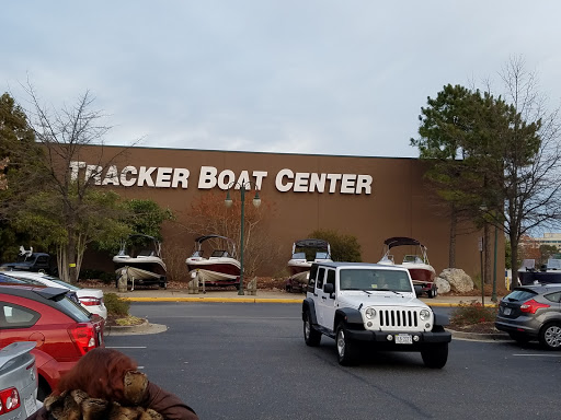 Sporting Goods Store «Bass Pro Shops», reviews and photos, 1972 Power Plant Pkwy, Hampton, VA 23666, USA