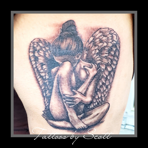 Explore half moon tattoo ideas, creative tattoo ideas in Houma, available at New Era Tattoo Studio
