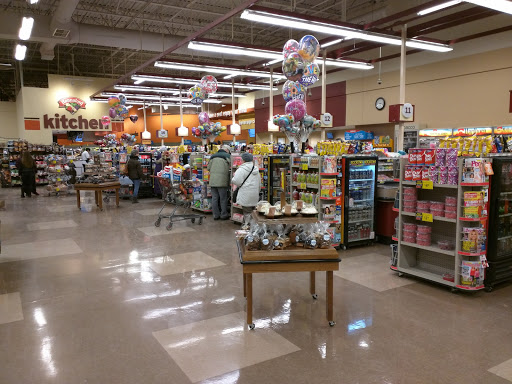 Grocery Store «Hannaford Supermarket», reviews and photos, 175 Coliseum Ave, Nashua, NH 03063, USA