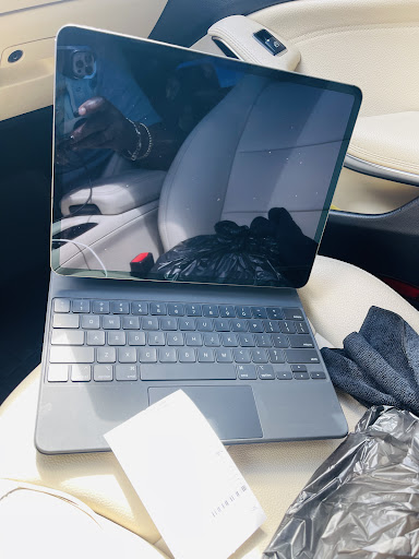 Pawn Shop «King Cash Pawn & Jewelry Store #8 Pembroke Park», reviews and photos, 4468 Hallandale Beach Blvd, Hollywood, FL 33023, USA