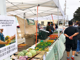 Outer Sunset Farmer's Market