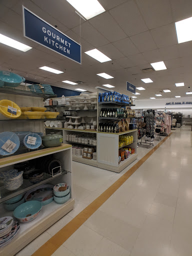 Department Store «Marshalls», reviews and photos, 1596 S Randall Rd, Geneva, IL 60134, USA