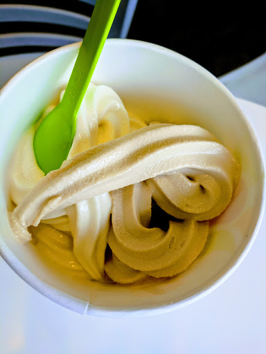 Frozen Yogurt Shop «Yogurtland», reviews and photos, 152 Sunset Dr, San Ramon, CA 94583, USA