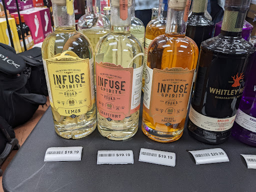 Liquor Store «Liquor World», reviews and photos, 837 W Jackson St, Cookeville, TN 38501, USA