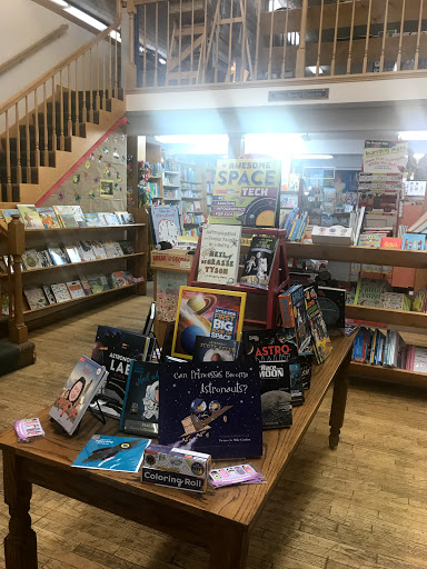 Book Store «Country Bookshelf», reviews and photos, 28 W Main St, Bozeman, MT 59715, USA