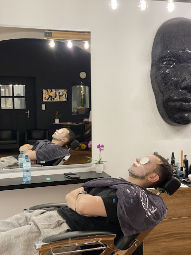OH LALA BARBERSHOP In Vienna