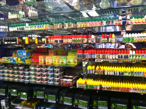 Tobacco Shop «All in One Smoke Shop», reviews and photos, 1053 W Granville Ave, Chicago, IL 60660, USA