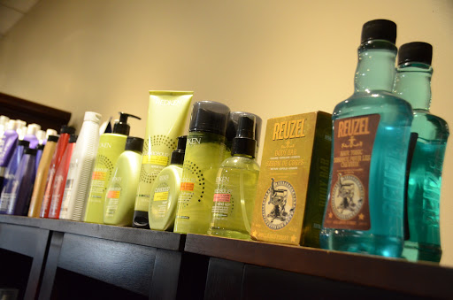 Beauty Salon «Divas Salon & Spa», reviews and photos, 707 W Jefferson St, Shorewood, IL 60404, USA