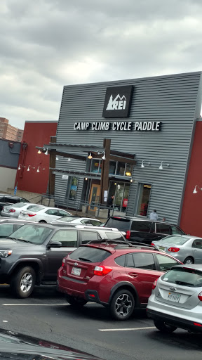 Camping Store «REI», reviews and photos, 3509 Carlin Springs Rd, Falls Church, VA 22041, USA