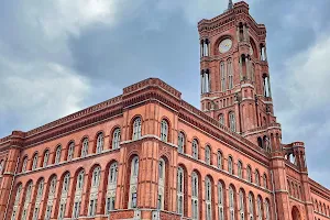 Rotes Rathaus image