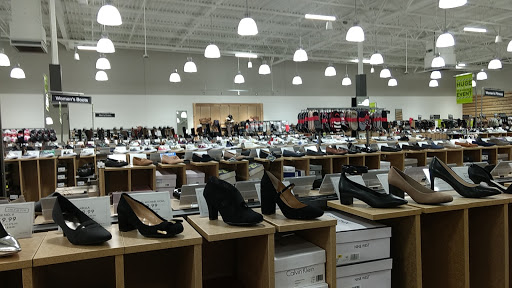 Shoe Store «DSW Designer Shoe Warehouse», reviews and photos, 2921 Rio Grande Blvd #100, Euless, TX 76039, USA