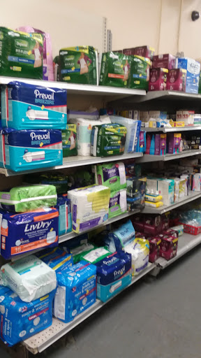 Grocery Store «Discount Food of Rutland», reviews and photos, 88 Cleveland Ave, Rutland, VT 05701, USA