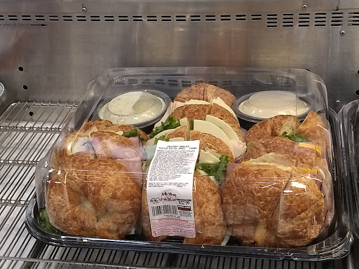 Warehouse store «Costco Wholesale», reviews and photos, 5020 Norton Healthcare Blvd, Louisville, KY 40241, USA