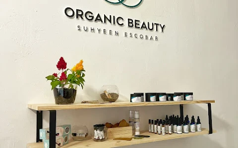 Organic Beauty | Limpieza facial | Masaje | Depilación image