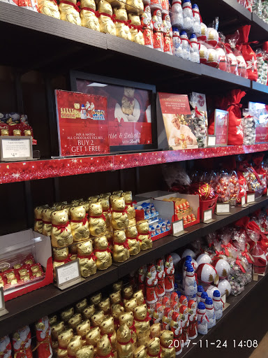 Outlet Mall «Tanger Outlet Riverhead», reviews and photos, 200 Tanger Mall Dr, Riverhead, NY 11901, USA