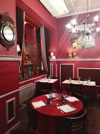 Atmosphère du Restaurant français Le Petit Carron à Lyon - n°4