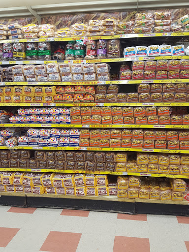 Supermarket «Market Basket», reviews and photos, 700 Essex St, Lawrence, MA 01841, USA