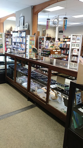 Book Store «Quest Book Shop», reviews and photos, 306 Geneva Rd, Wheaton, IL 60187, USA