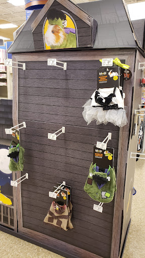 Pet Supply Store «PetSmart», reviews and photos, 2534 South Rd, Poughkeepsie, NY 12601, USA