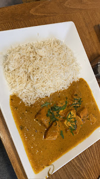 Poulet au curry du Restaurant indien moderne Singh à Paris - n°15