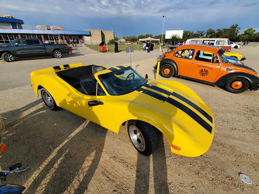 Drive-in Movie Theater «Starlite Drive-In Theatre», reviews and photos, 3900 S Hydraulic Ave, Wichita, KS 67216, USA