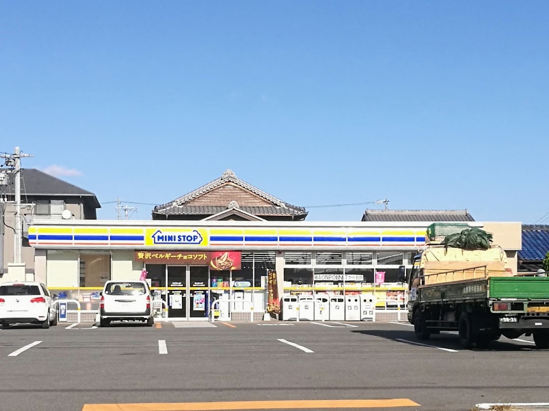 ミニストップ 四日市天カ須賀店